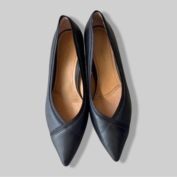 Vionic Shoes Vionic Sylvie Kitten Heel Black Leather Pump Poshmark